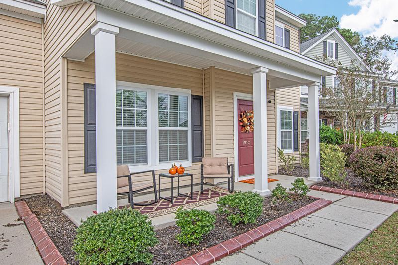 1912 Wild Indigo Way, Hanahan, SC 29410