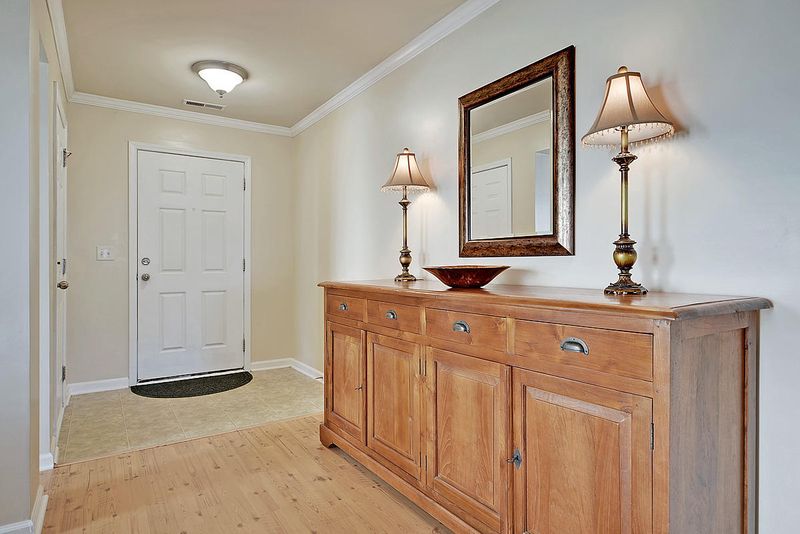 136 Salem Creek Dr, Goose Creek, SC 29445