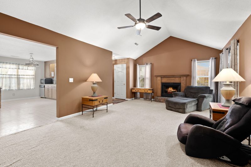 2208 Sawmill Trace Ln, North Charleston, SC 29420