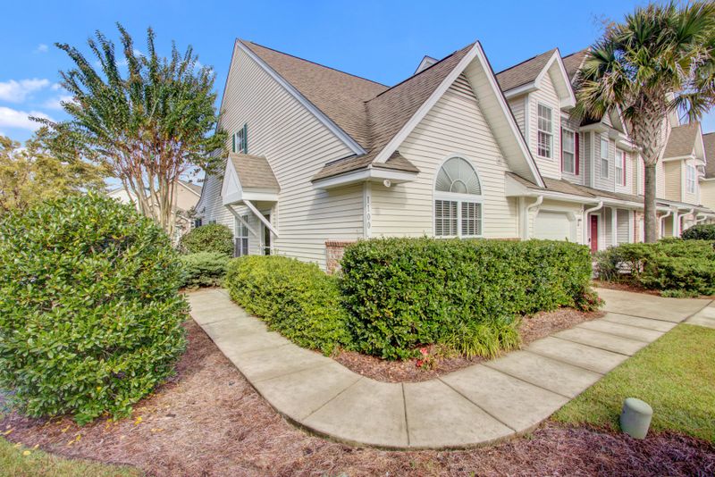 1100 Poplar Grove Pl, Summerville, SC 29483