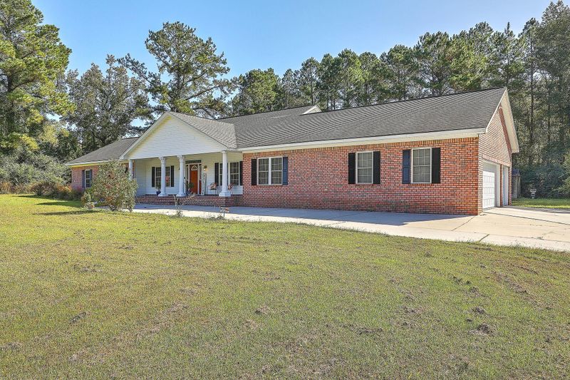 3120 Estate Rd, Moncks Corner, SC 29461