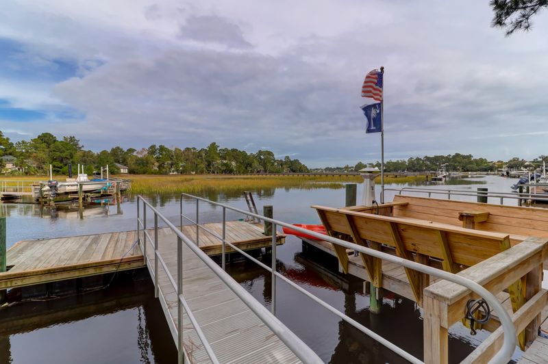 3560 Henrietta Hartford Rd, Mount Pleasant, SC 29466