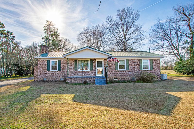 1923 Seven Mile Rd, Harleyville, SC 29448