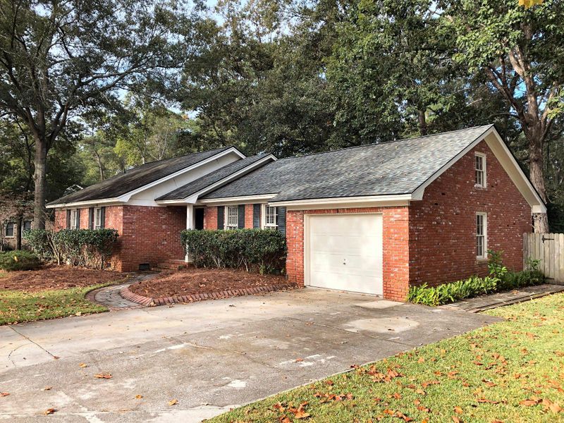 135 Cherry Hill Ave, Goose Creek, SC 29445