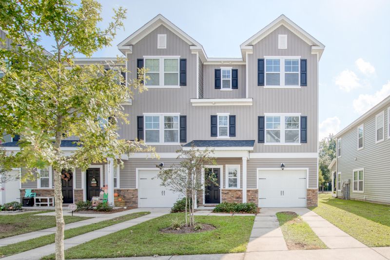 4219 Scharite St, Charleston, SC 29414