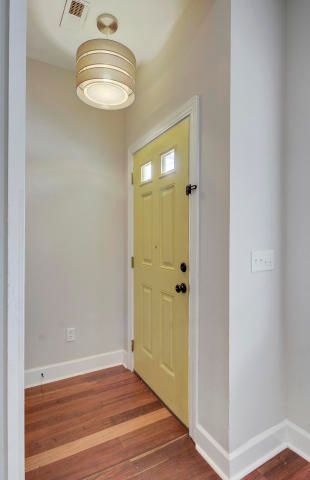 9 Sheppard St, Charleston, SC 29403