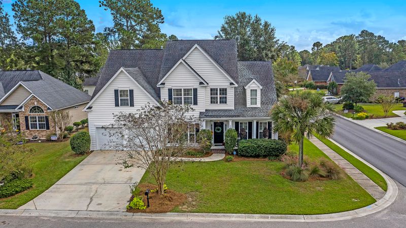 100 Stonewall Ct, Summerville, SC 29483