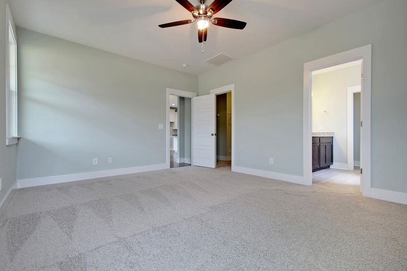 410 Omaha Dr, Moncks Corner, SC 29461