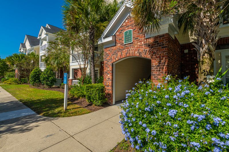 45 Sycamore Ave #236, Charleston, SC 29407