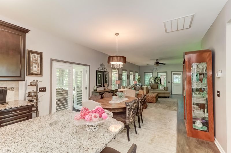 1563 Camarillo Ct, Mount Pleasant, SC 29429