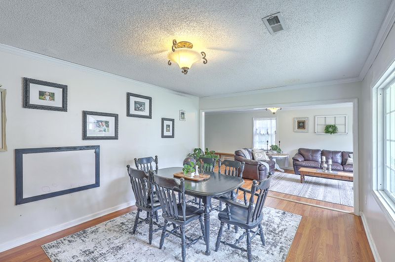 1129 Langdoc St, Moncks Corner, SC 29461