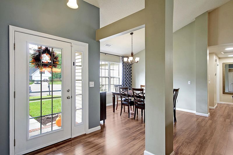 5376 Tidewater Dr, North Charleston, SC 29420
