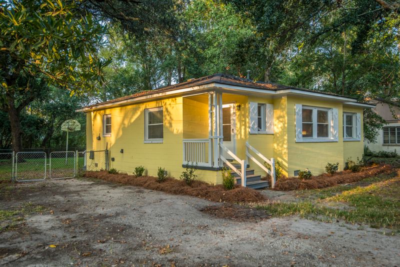 1243 Wimbee Dr, Charleston, SC 29407