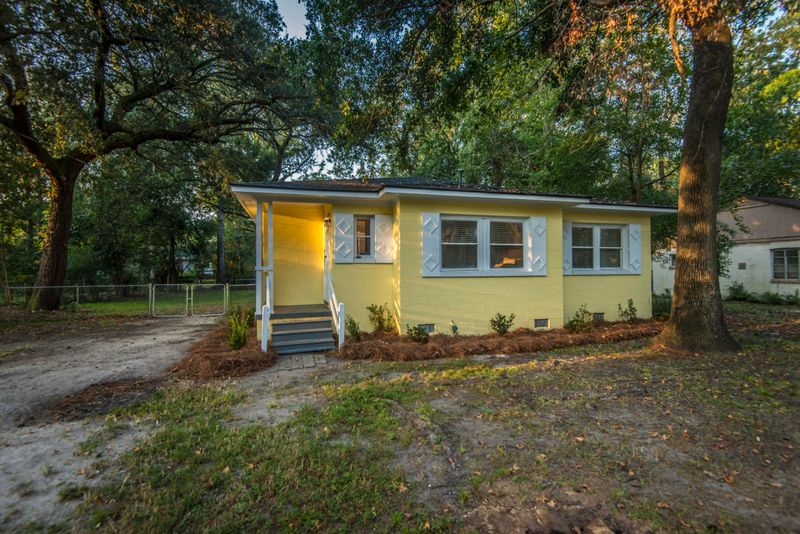 1243 Wimbee Dr, Charleston, SC 29407