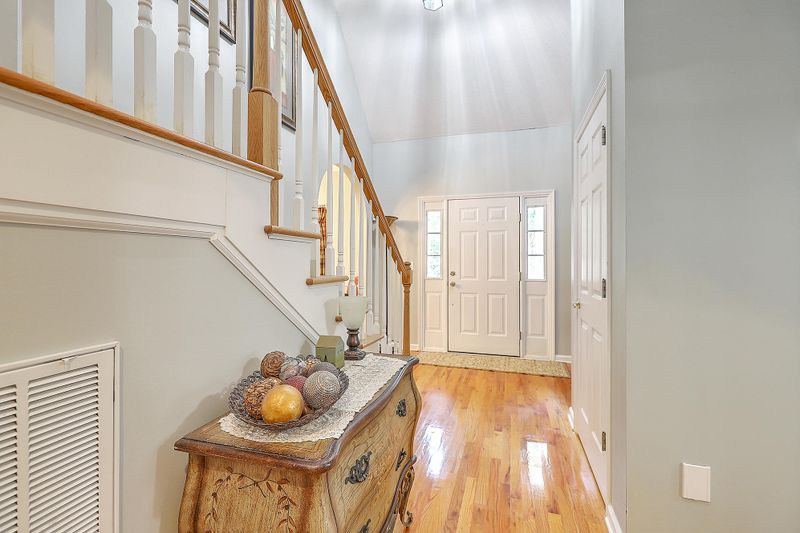201 Westminster Ave, Summerville, SC 29485