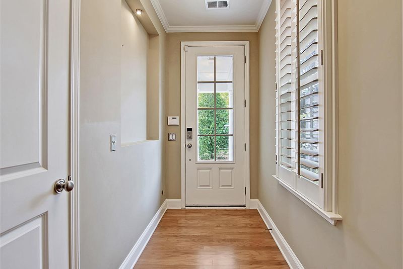 2492 Kings Gate Ln, Mount Pleasant, SC 29466