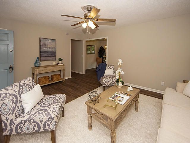 302 Sprucewood Dr, Summerville, SC 29485