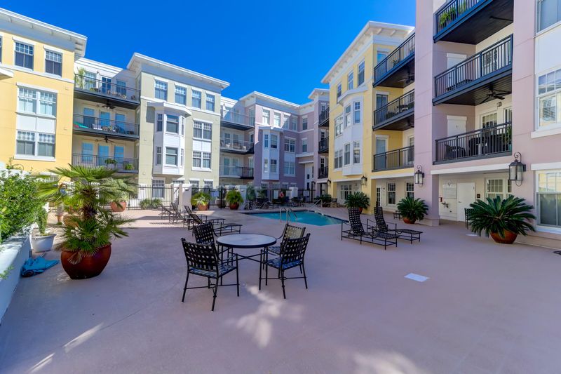 498 Albemarle Rd #314, Charleston, SC 29407