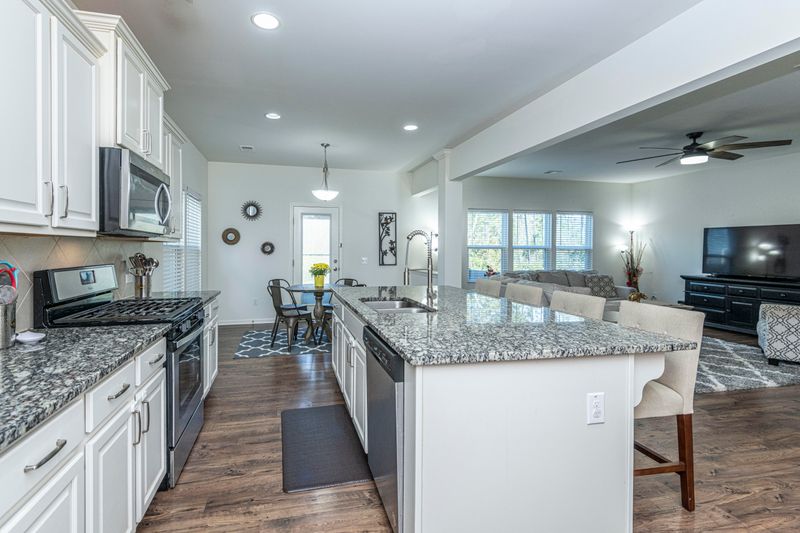 355 Dunlin Dr, Summerville, SC 29486