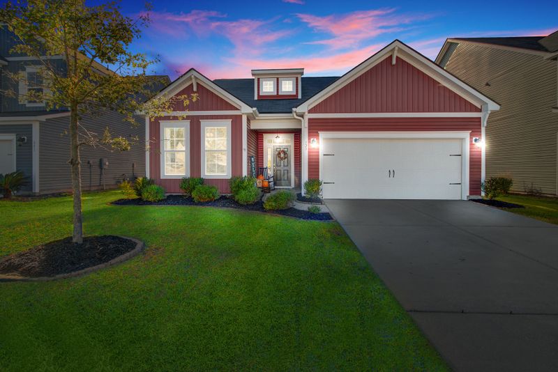 329 Beachgrass Ln, Summerville, SC 29486