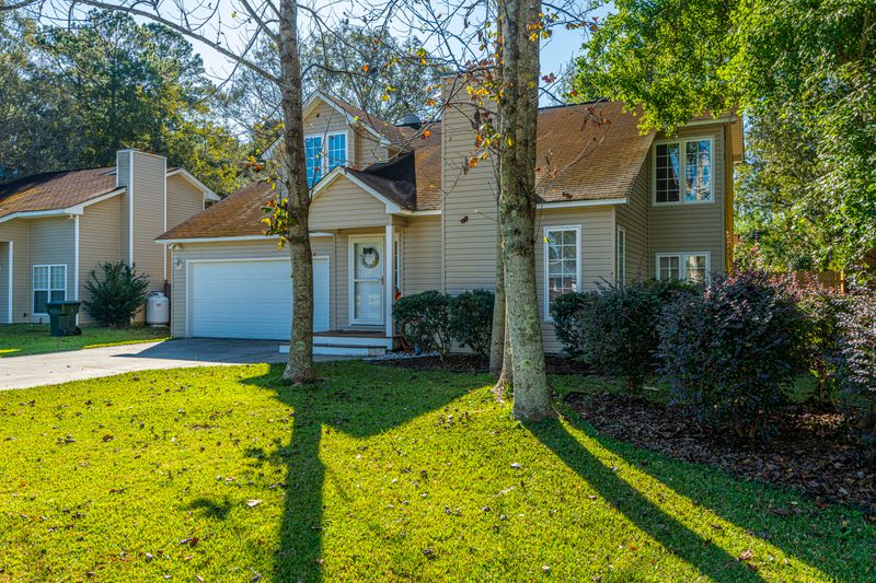 304 Judy Dr, Goose Creek, SC 29445