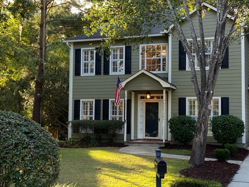 1155 Clover Pl, Mount Pleasant, SC 29466