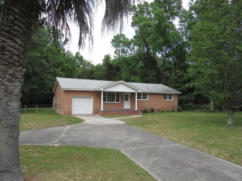 1240 Folly Rd, Charleston, SC 29412