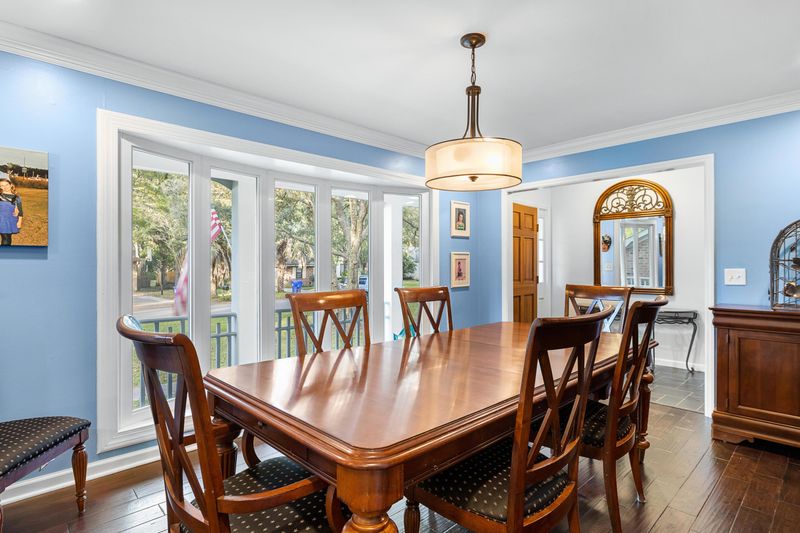 994 Colonial Dr, Mount Pleasant, SC 29464