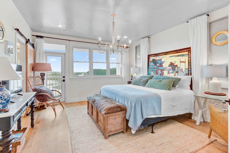 2240 Folly Rd, Folly Beach, SC 29439