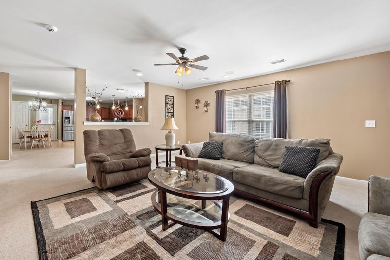 119 Vinca Dr, Goose Creek, SC 29445