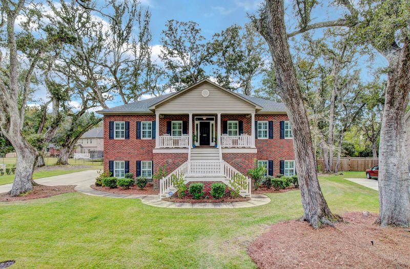 8707 Dover Creek St, North Charleston, SC 29420