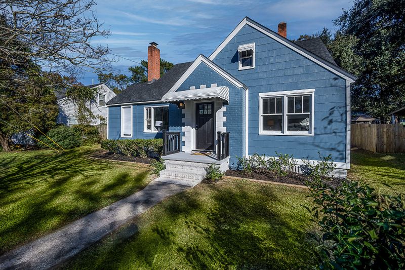 5736 Hoover Ave, Hanahan, SC 29410