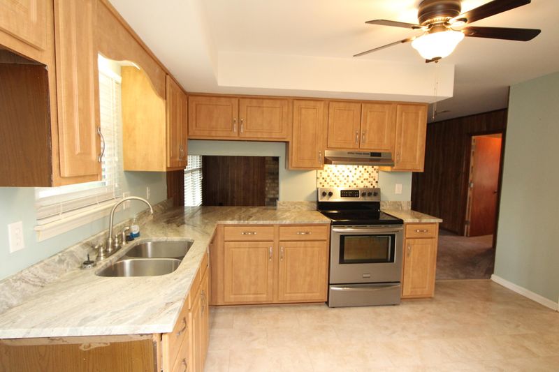 612 Piedmont Ln, Ladson, SC 29456