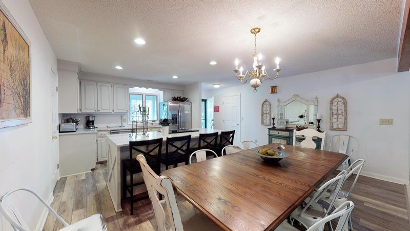 3308 Myrtle St, Edisto Island, SC 29438