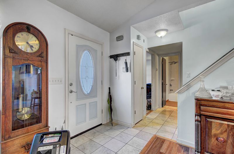 102 Santee Ct, Summerville, SC 29486
