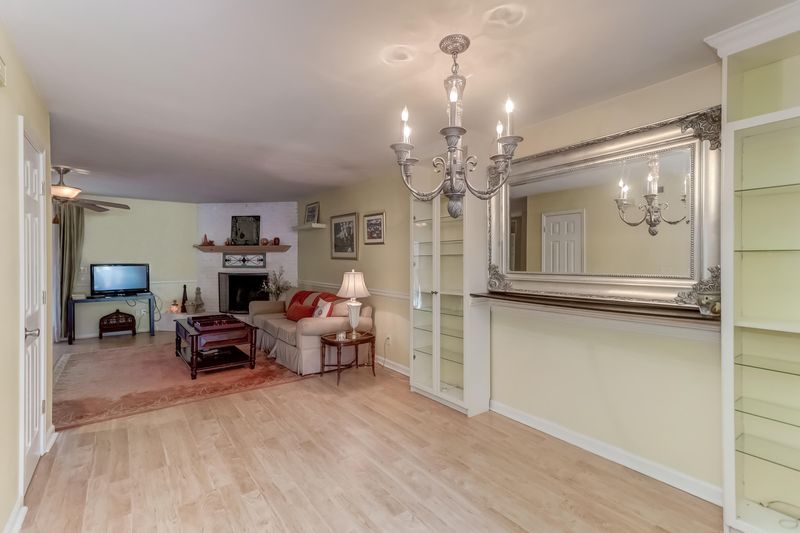 1504 Ventura Pl, Mount Pleasant, SC 29464