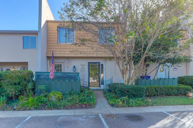 1504 Ventura Pl, Mount Pleasant, SC 29464