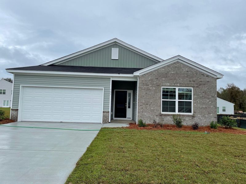 114 Lilly Grace Ln, Goose Creek, SC 29445