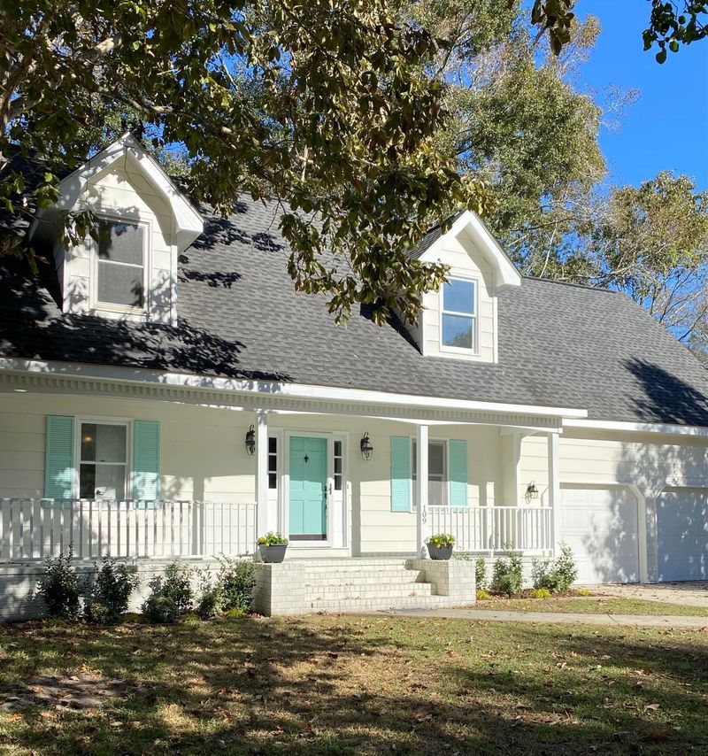 109 Plantation Dr, Summerville, SC 29485