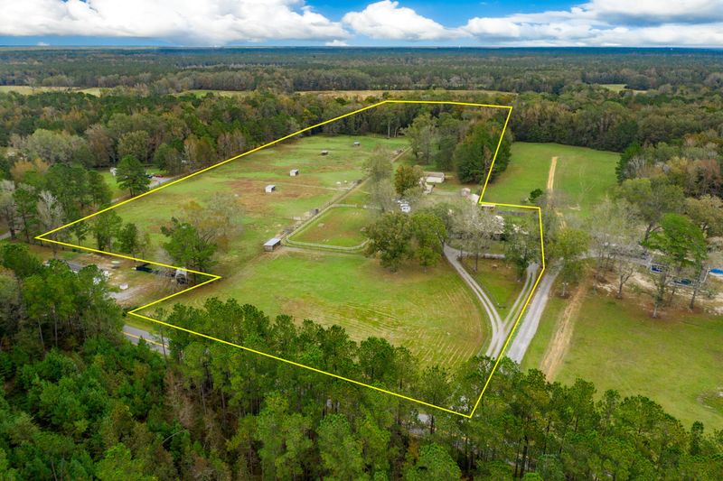 347 Cummings Chapel Rd, Ridgeville, SC 29472