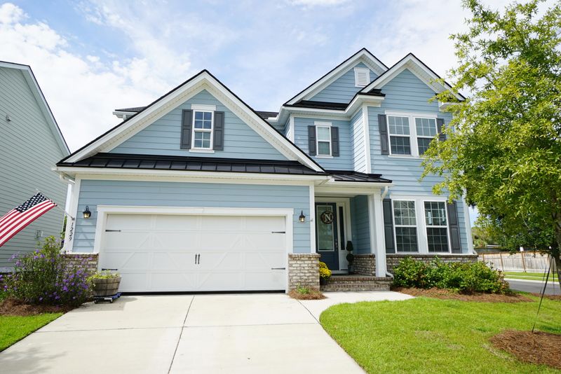 1229 Gannett Rd, Mount Pleasant, SC 29464