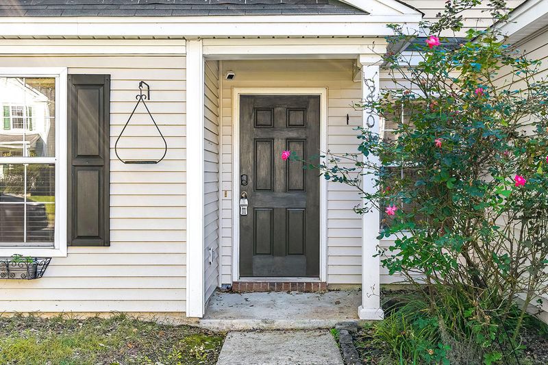 2501 Calamari Ct, North Charleston, SC 29406