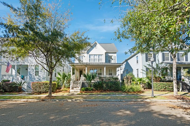 9006 Merchant St, Daniel Island, SC 29492