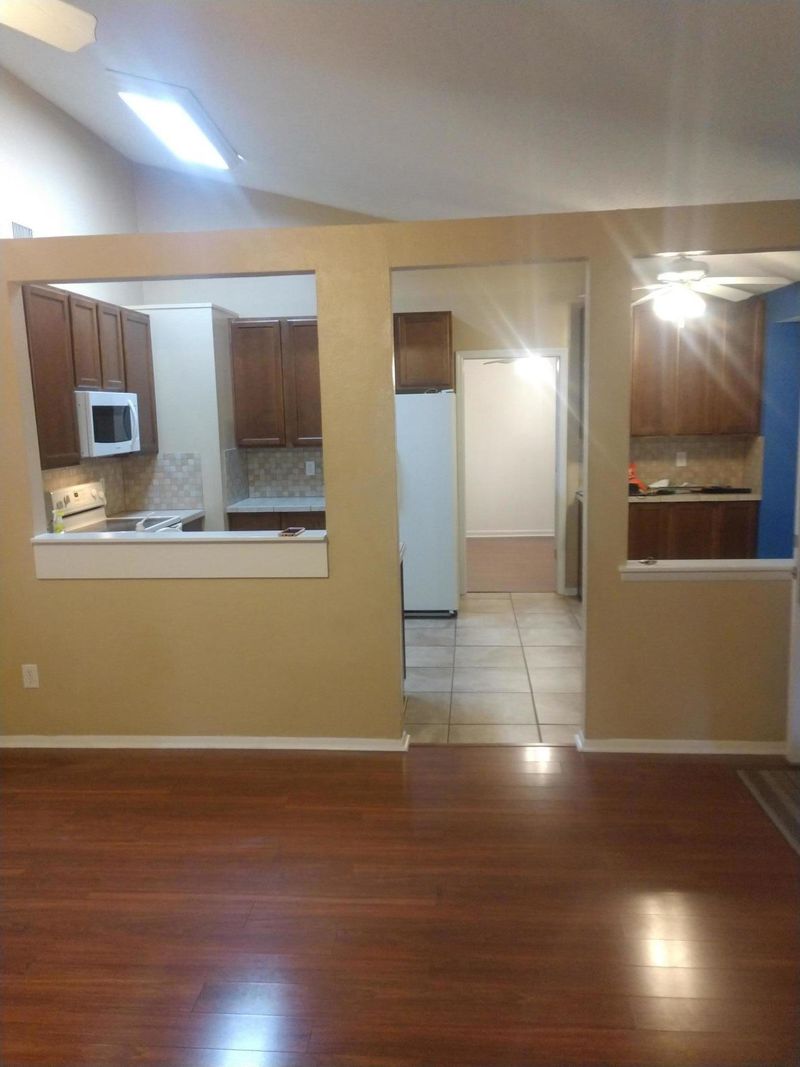107 Mickler Dr, Ladson, SC 29456