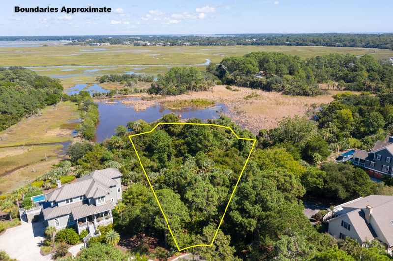 1219 N North Jenkins Lagoon Dr, Johns Island, SC 29455