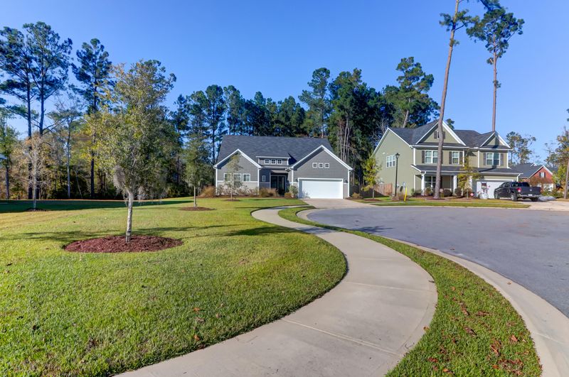 107 Bethpage Ct, Summerville, SC 29483