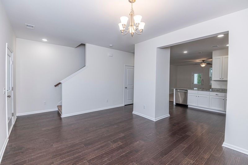202 Woodward Rd #111, Goose Creek, SC 29445