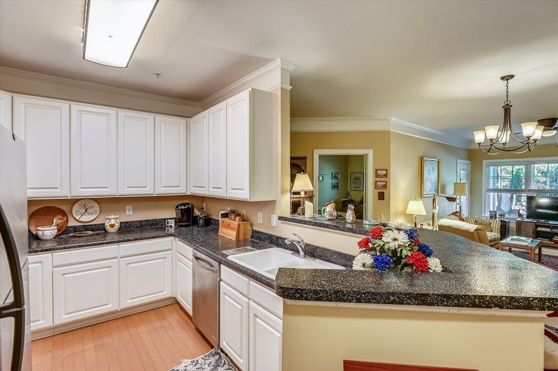 1025 Riverland Woods Pl #205, Charleston, SC 29412
