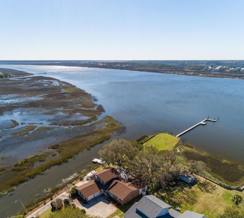 2221 Lazy River Dr, Charleston, SC 29414