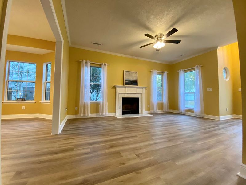 108 Fairbury Dr, Goose Creek, SC 29445